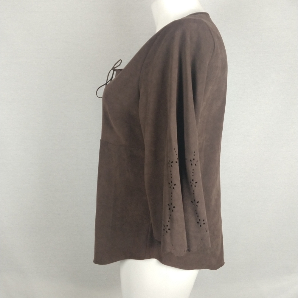 Roaman's Faux Suede top - Picture 3 of 10